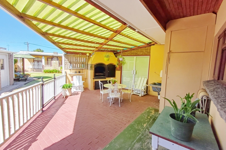 4 Bedroom Property for Sale in Delvillepark Western Cape